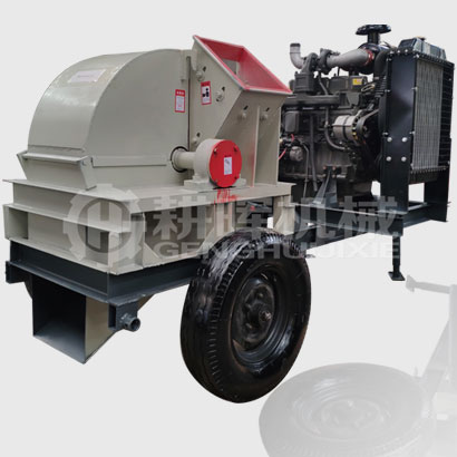 中型移動(dòng)柴油樹枝粉末機(jī)4缸柴油機(jī)樹枝粉沫機(jī)